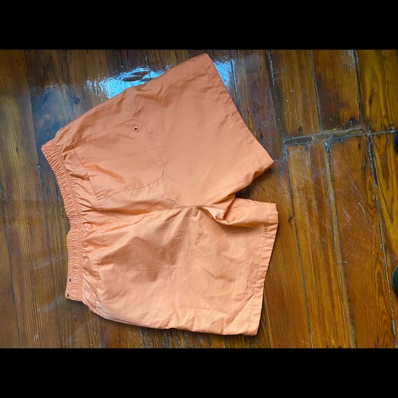 Nike Sportswear Men's Woven Shorts - Picture 2 of 3